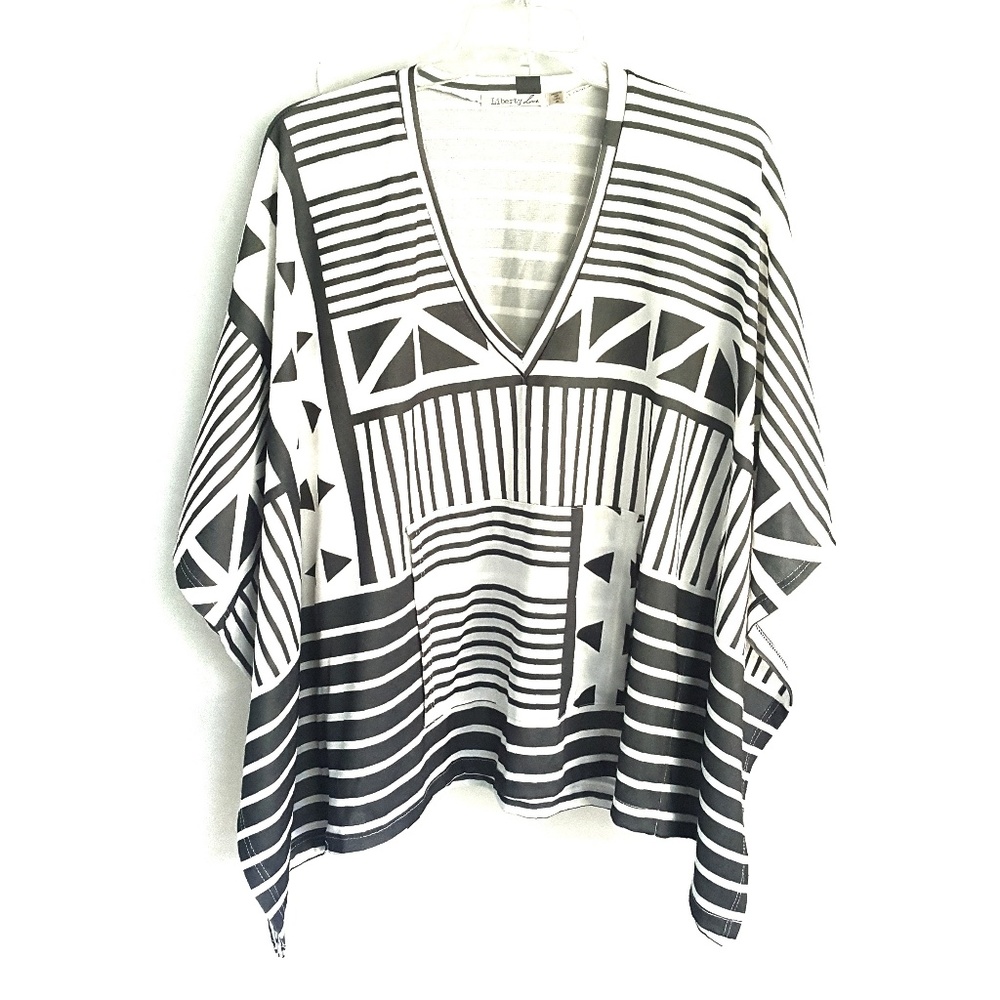 LIBERTY LOVE Poncho Top